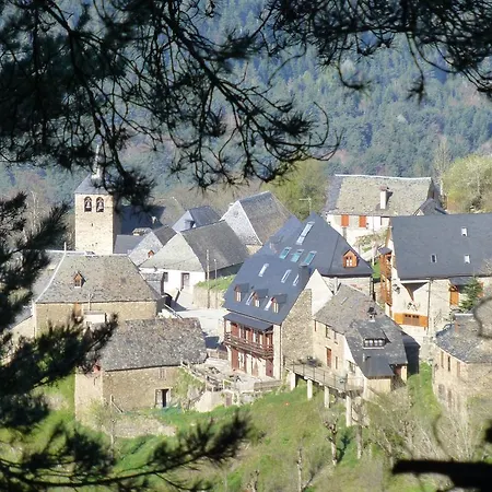 Pensión Casa Puig Montcorbau